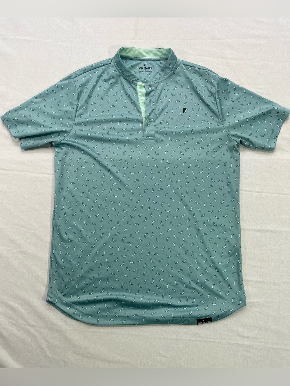 Primo Men’s Mint Green Banana Theme Short-Sleeve Polo with Subtle Crescent Print